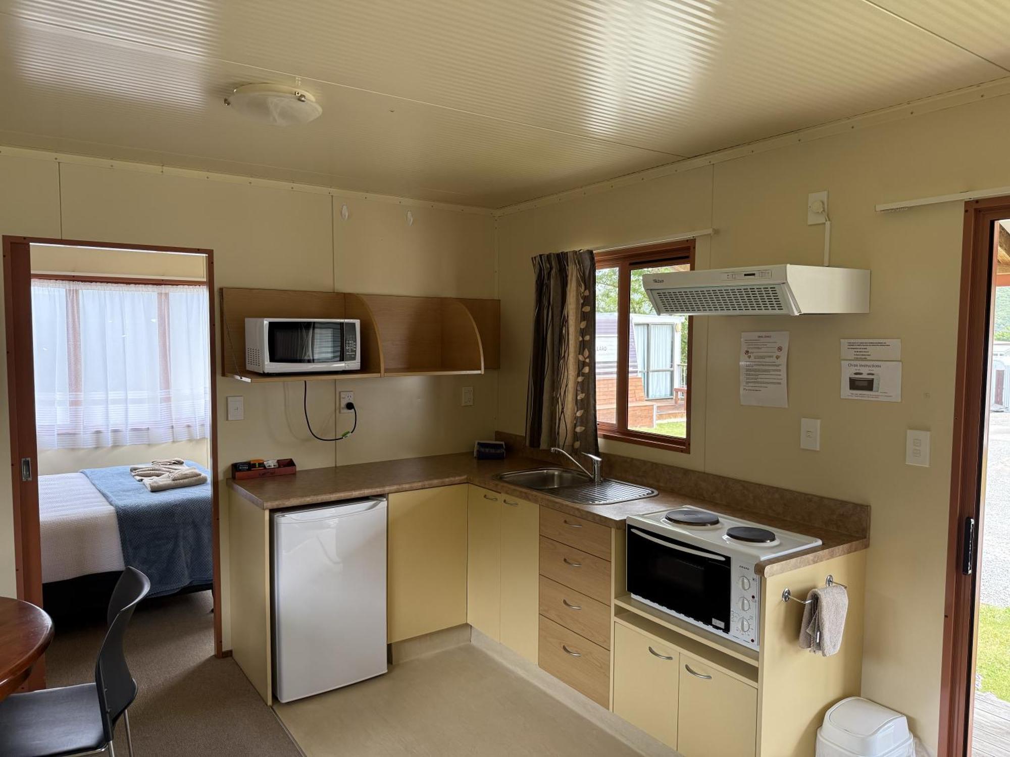 Picton's Waikawa Bay Holiday park 2*