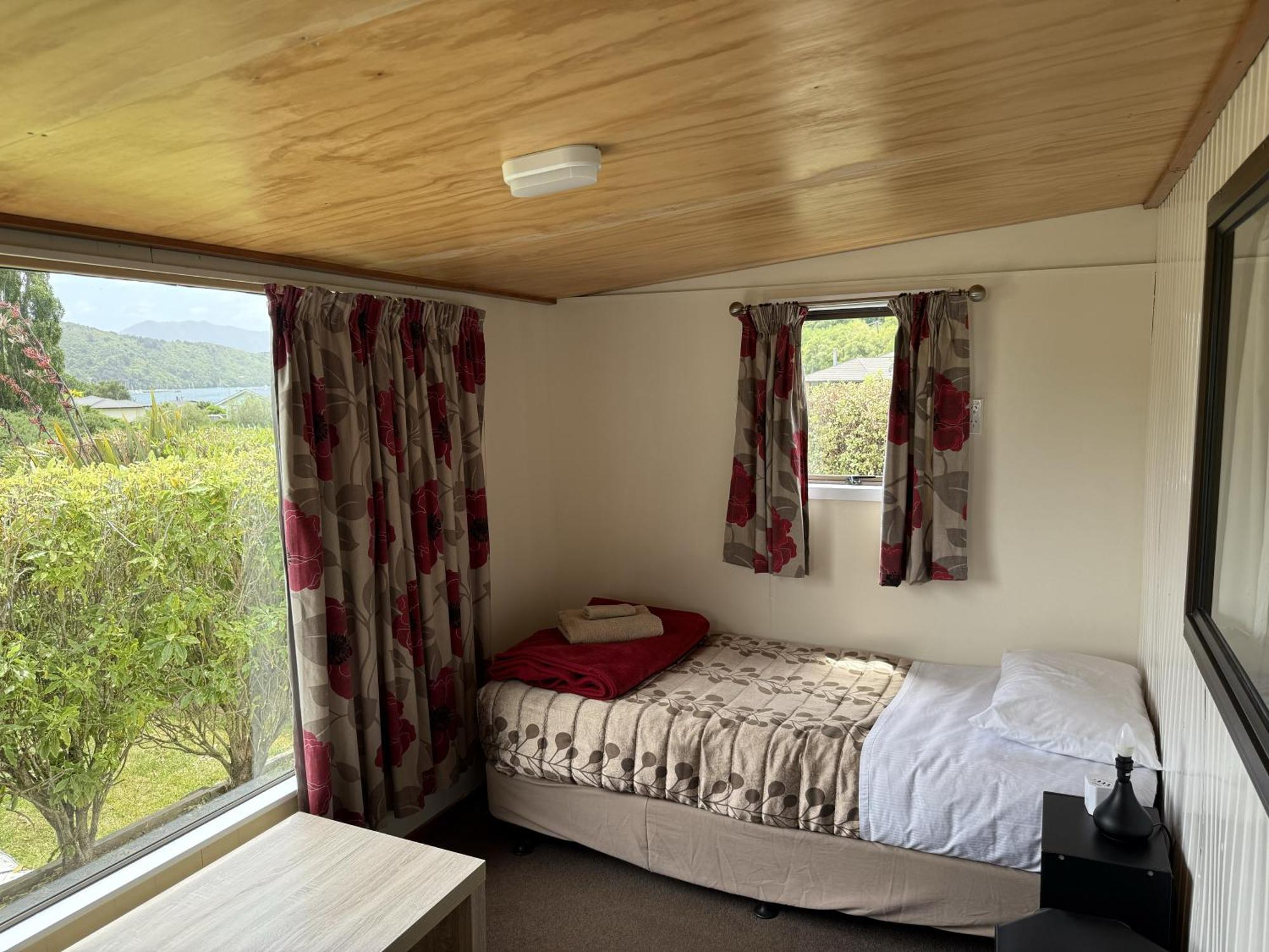 Picton's Waikawa Bay Holiday park