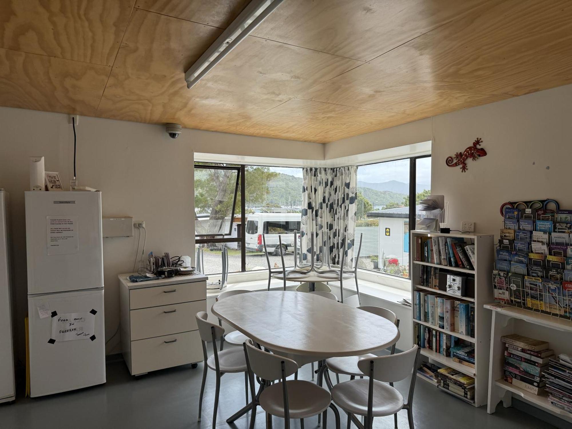 Holiday park Picton's Waikawa Bay 2*